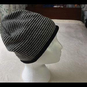 Fleece lined stripped wool hat. Size M